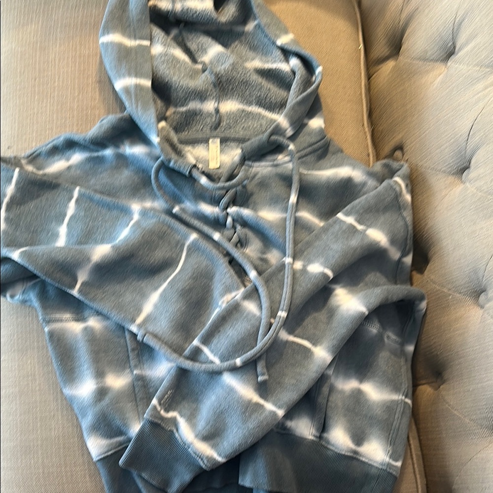 Stylish Blue Tie-Dye Women's Hoodie